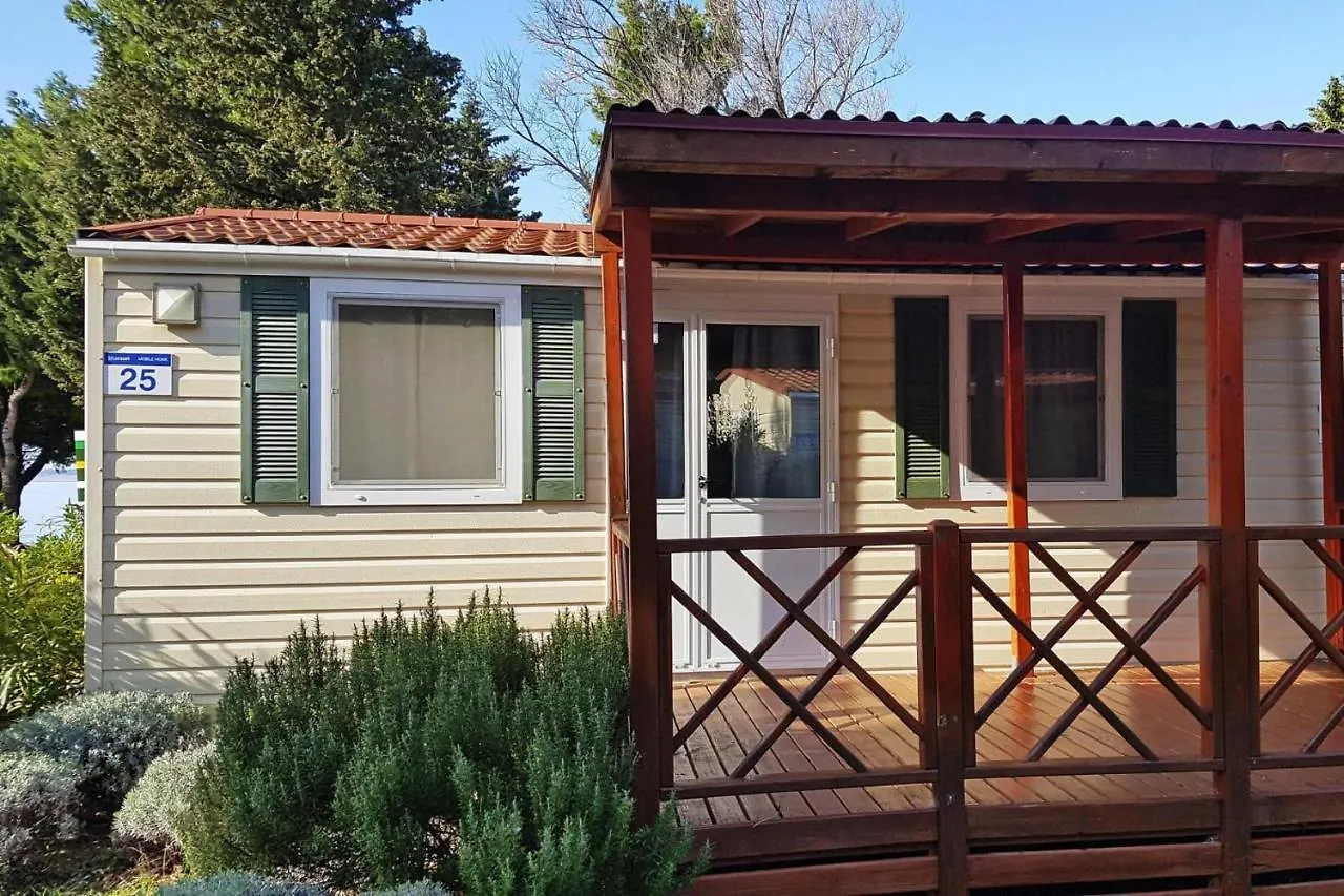 Mobile Home In Camping Paklenica, Starigrad, At The Beach Chorvatsko